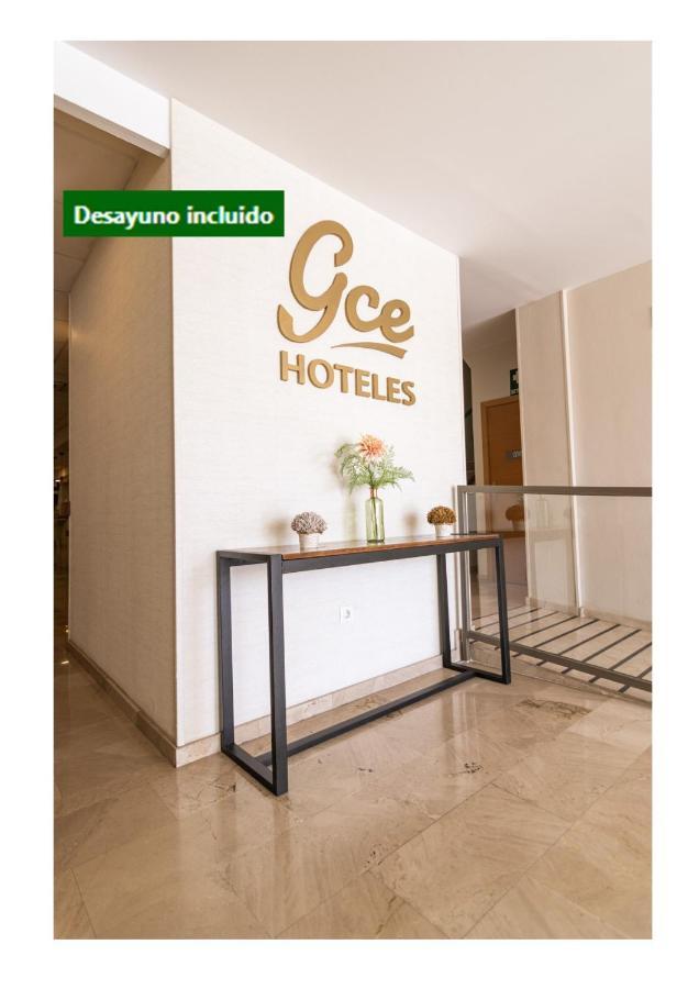Gce Hoteles Málaga Exteriör bild