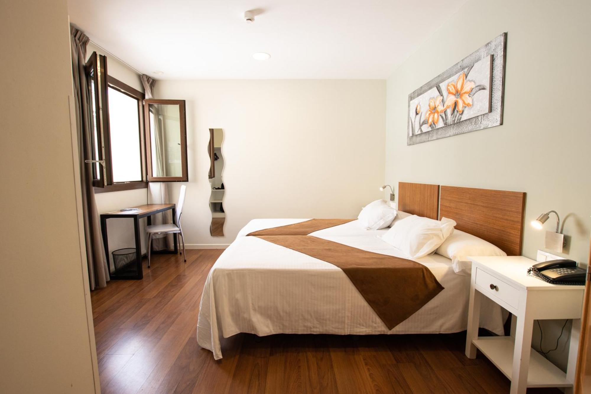 Gce Hoteles Málaga Exteriör bild