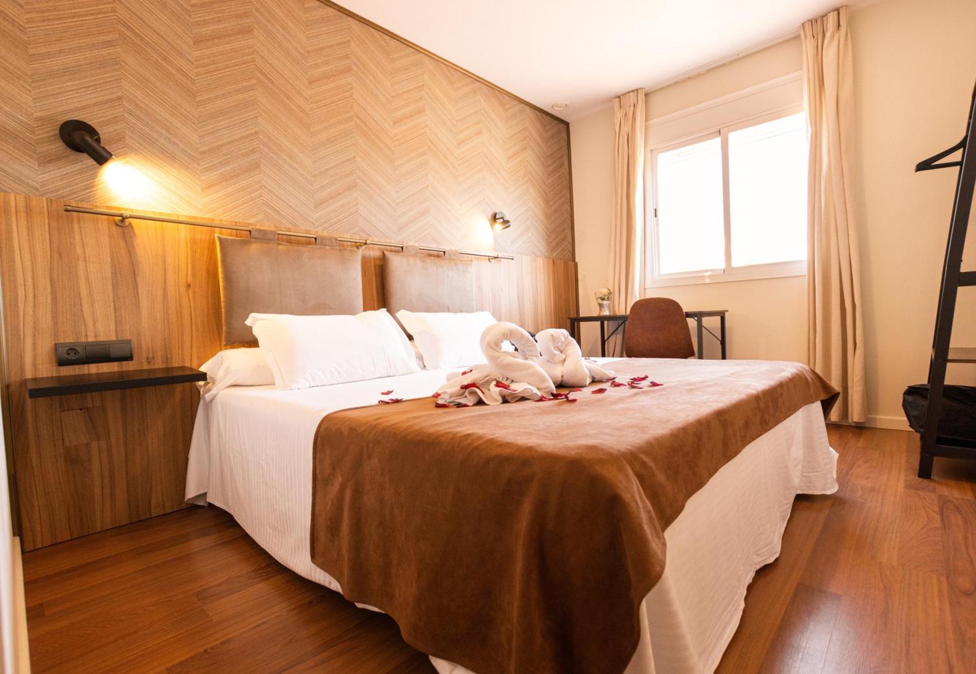 Gce Hoteles Málaga Exteriör bild